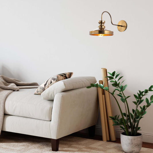 5 Classic Brass Wall Lights for Vintage-Inspired Homes